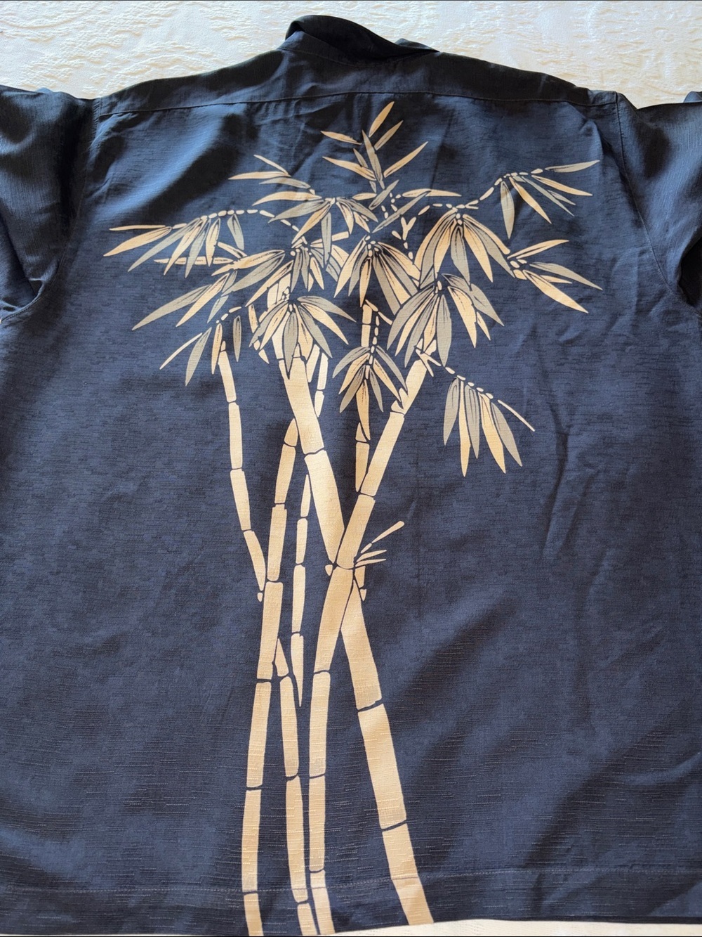 Tommy Bahama Men's Navy Beige 100% Silk Short Sleeve Button-Up Shirt - EUC L